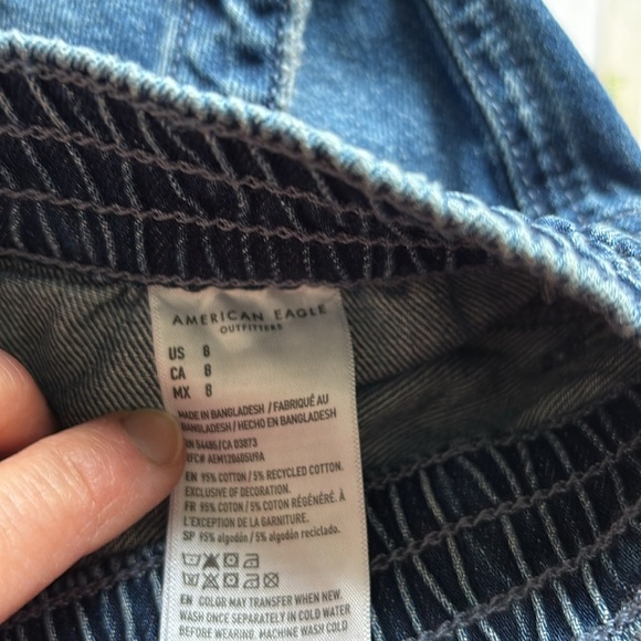 NWT AMERICAN EAGLE Highest Rise 90s Boyfriend Cargo Denim Jean Shorts Sz 8‎ - Picture 13 of 14